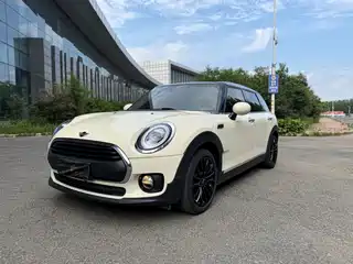 MINI CLUBMAN 2019