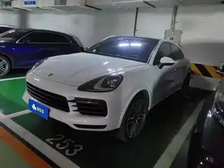 Porsche Cayenne 2023