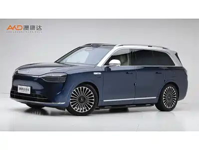 AITO Wenjie M9 2025