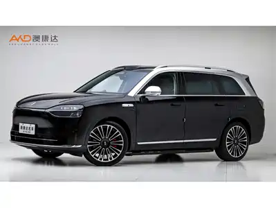 AITO Wenjie M9 2025