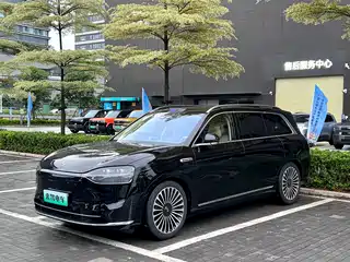 AITO Wenjie M9 2025