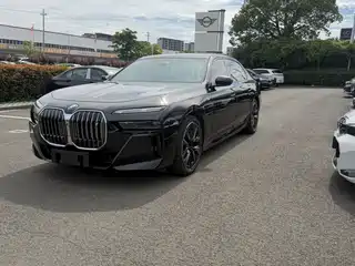 BMW BMW i7 2023