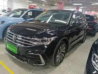Volkswagen Tiguan L PHEV 2022