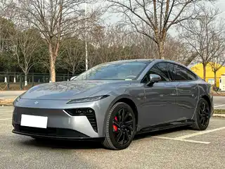 Dongfeng Yipai eπ007 2024