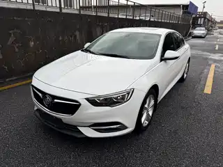 Buick Regal 2018