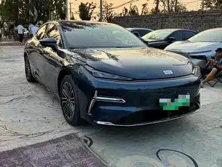 Geely Galaxy Xingyao 8 2025