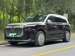 Voyah Auto Taisan 2025