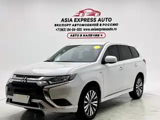 Mitsubishi Outlander 2023