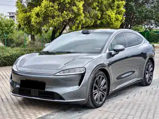 Zhijie Luxeed R7 2024