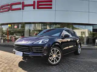 Porsche Cayenne 2021