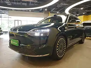 AITO Wenjie M9 2025
