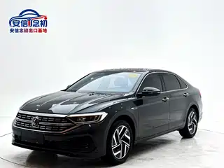 Volkswagen Sagitar 2022