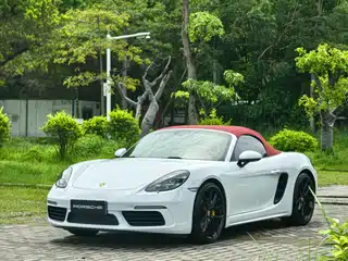 Porsche 718 2016