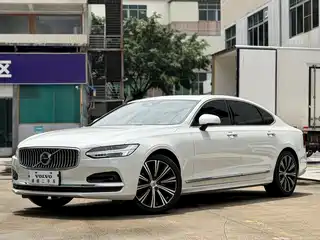 Volvo S90 2021