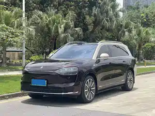 AITO Wenjie M9 2023