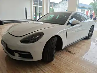 Porsche Panamera 2016