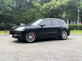 Porsche Cayenne 2024
