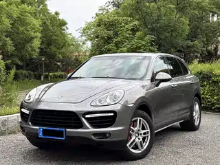 Porsche Cayenne 2012