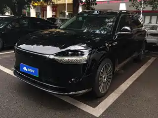 AITO Wenjie M9 2025