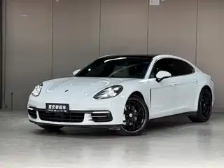 Porsche Panamera 2019
