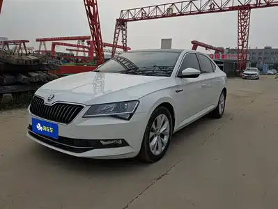 Škoda Superb 2017