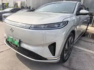 Dongfeng Yipai eπ008 2024