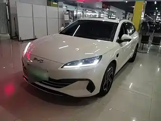BYD Seal 06 DM-i Touring 2025