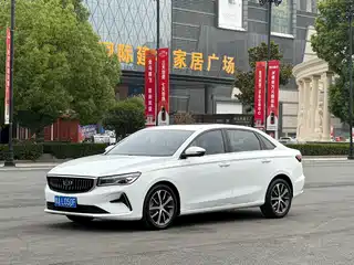 Geely Emgrand 2023