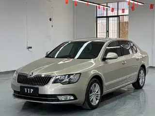 Škoda Superb 2013