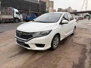 Honda Greiz 2015