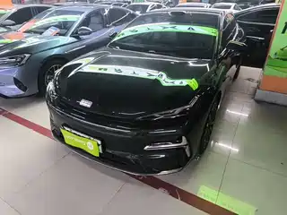 Geely Galaxy Xingyao 8 2025