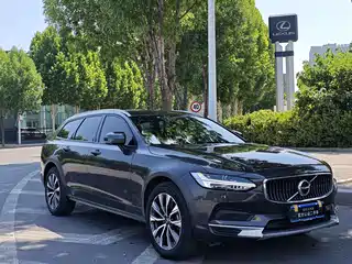 Volvo Volvo V90 2023