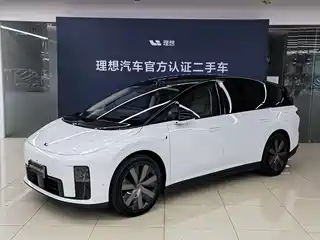 Li Auto Li i8 2025