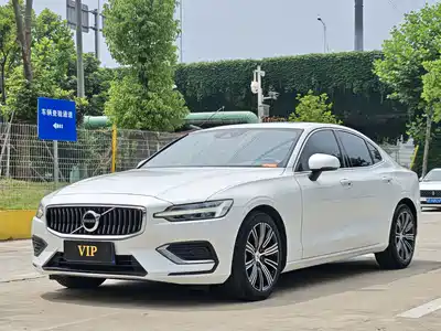 Volvo S60 2022
