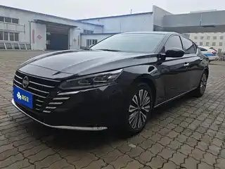 Nissan Teana 2023