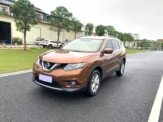 Nissan X-Trail 2015