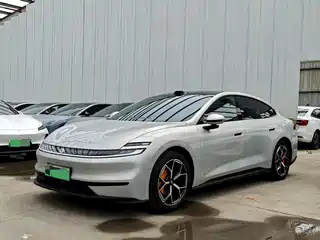 Changan Qiyuan A06 2025