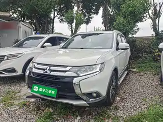 Mitsubishi Outlander 2017