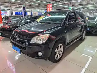 Toyota RAV4 Rongfang 2011