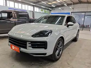 Porsche Cayenne 2024