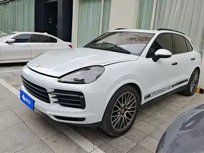 Porsche Cayenne 2023