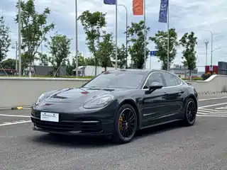 Porsche Panamera 2020
