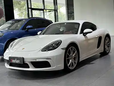 Porsche 718 2016