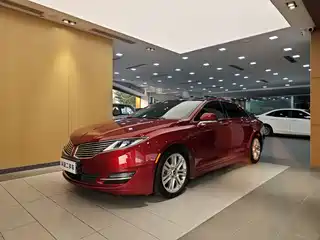 Lincoln MKZ 2015