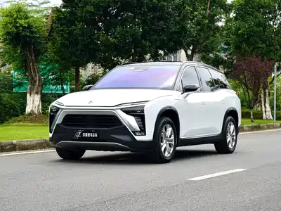 NIO ES8 2021