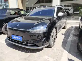 AITO Wenjie M9 2023