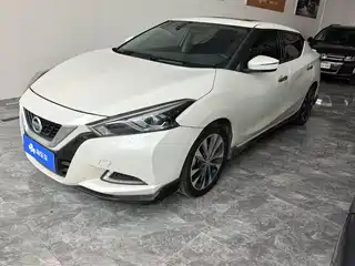 Nissan Bluebird 2020
