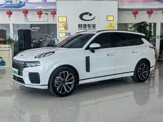 Lynk & Co 09 EM-P 2022