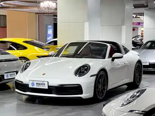 Porsche 911 2024