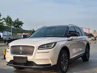 Lincoln Adventurer 2021